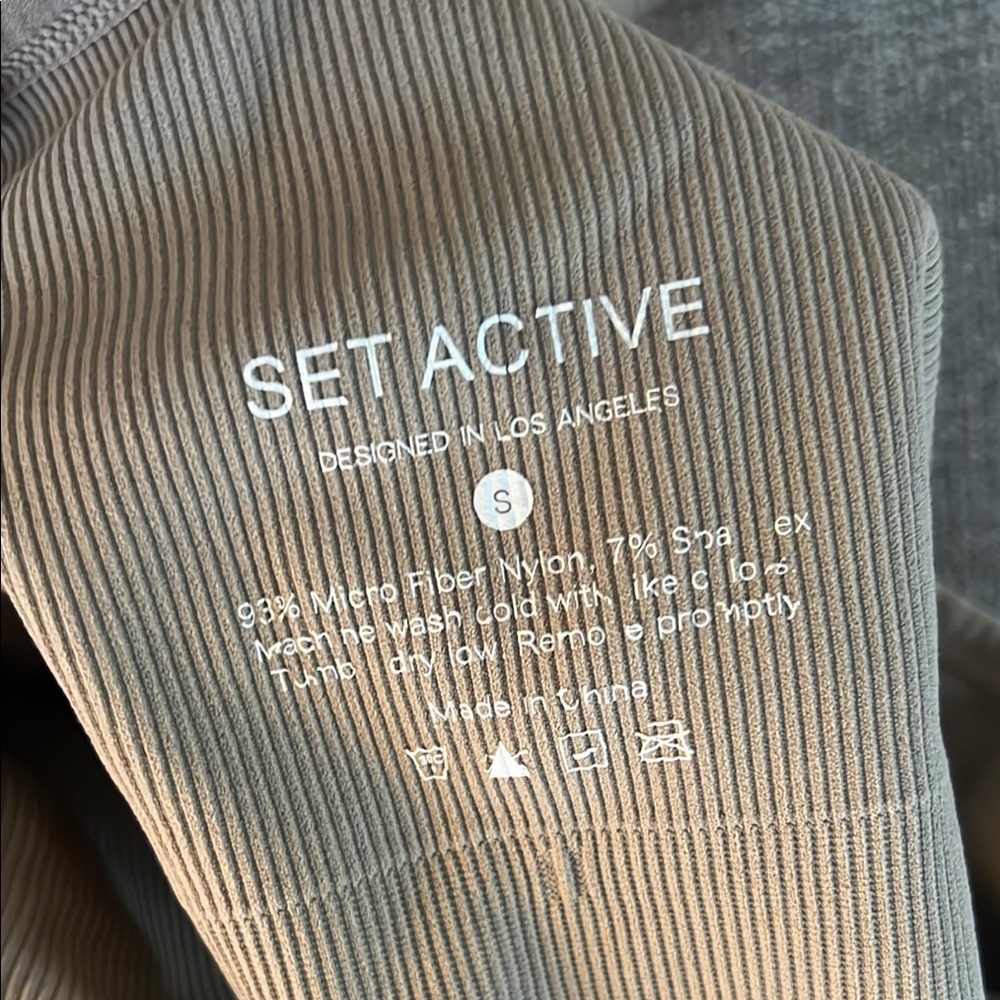 Set Active Top - Picture 3 of 3
